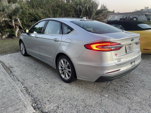 2019 Ford Fusion Hybrid SE