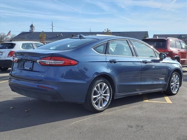 2019 Ford Fusion Hybrid SE