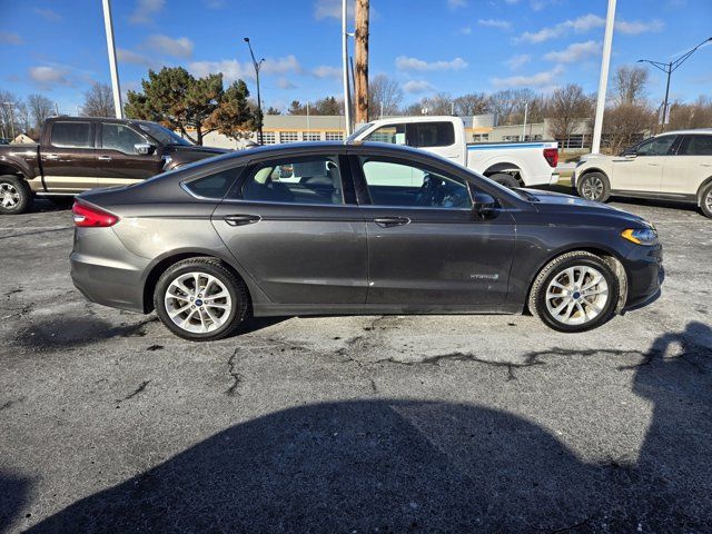 2019 Ford Fusion Hybrid SE