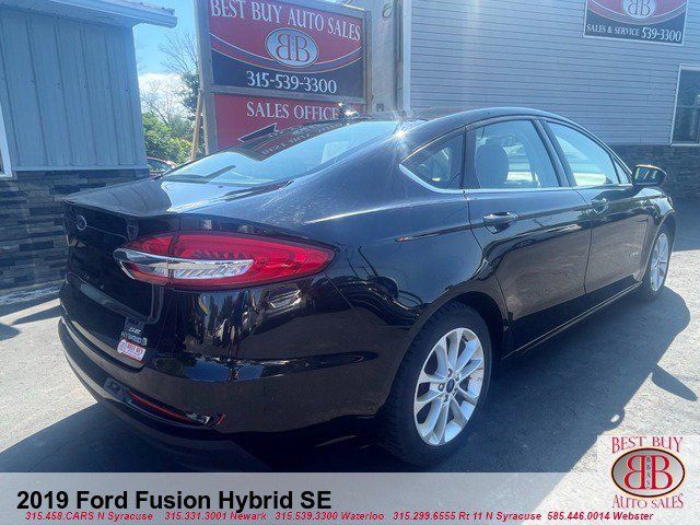 2019 Ford Fusion Hybrid SE