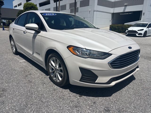 2019 Ford Fusion Hybrid SE