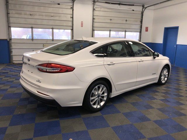 2019 Ford Fusion Hybrid SE