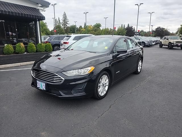 2019 Ford Fusion Hybrid SE