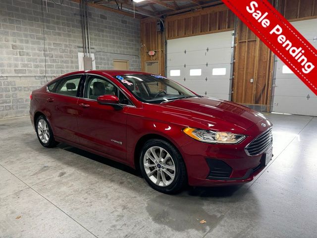 2019 Ford Fusion Hybrid SE