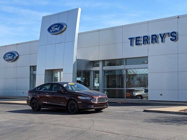 2019 Ford Fusion Hybrid SE