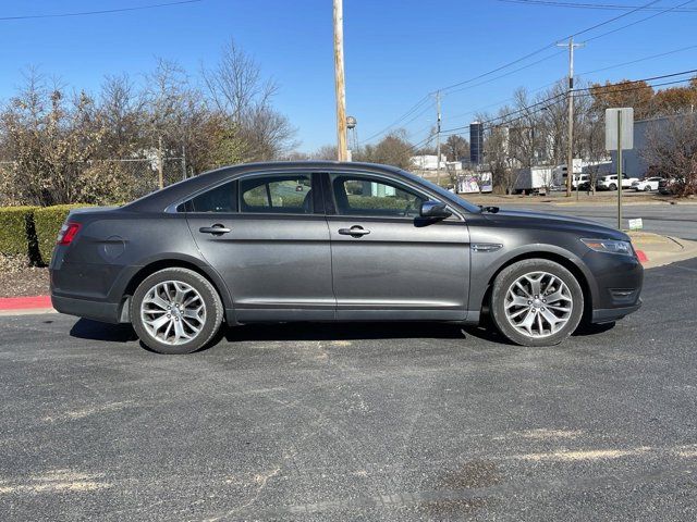 2019 Ford Taurus Limited