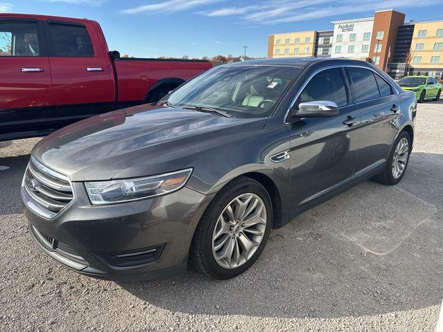 2019 Ford Taurus Limited