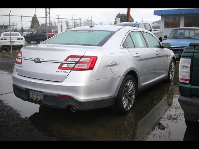 2019 Ford Taurus Limited