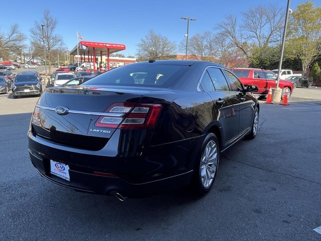 2019 Ford Taurus Limited