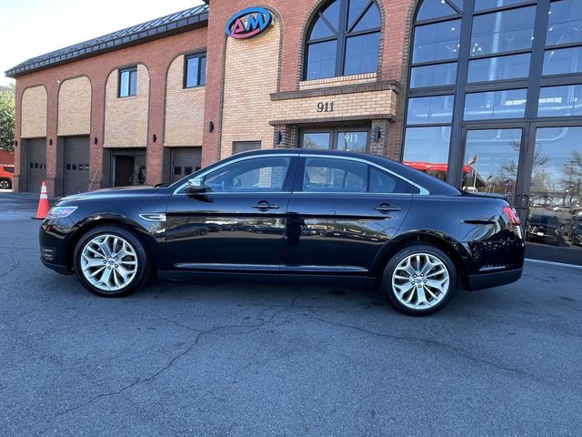 2019 Ford Taurus Limited