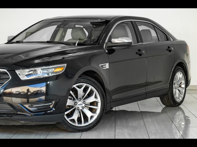 2019 Ford Taurus Limited
