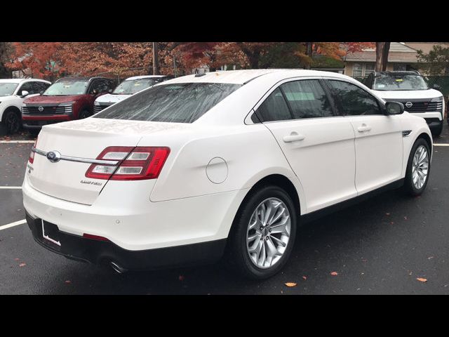 2019 Ford Taurus Limited