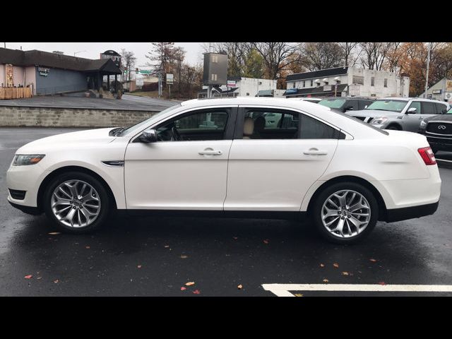 2019 Ford Taurus Limited