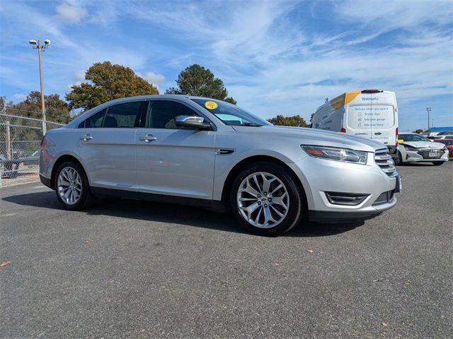 2019 Ford Taurus Limited