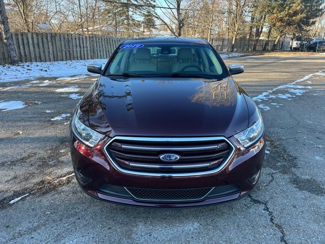 2019 Ford Taurus Limited