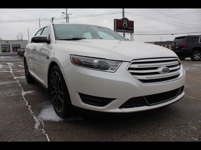 2019 Ford Taurus Limited