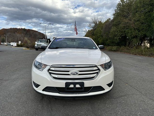 2019 Ford Taurus Limited