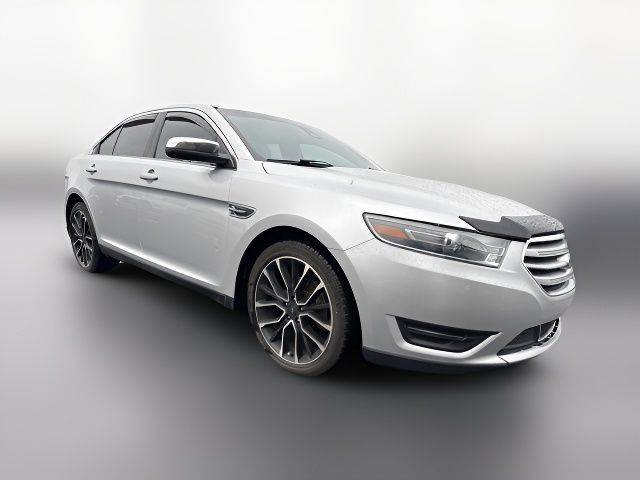 2019 Ford Taurus Limited