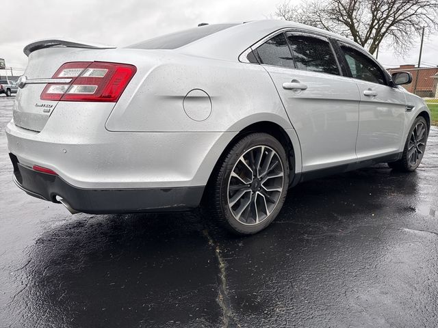 2019 Ford Taurus Limited