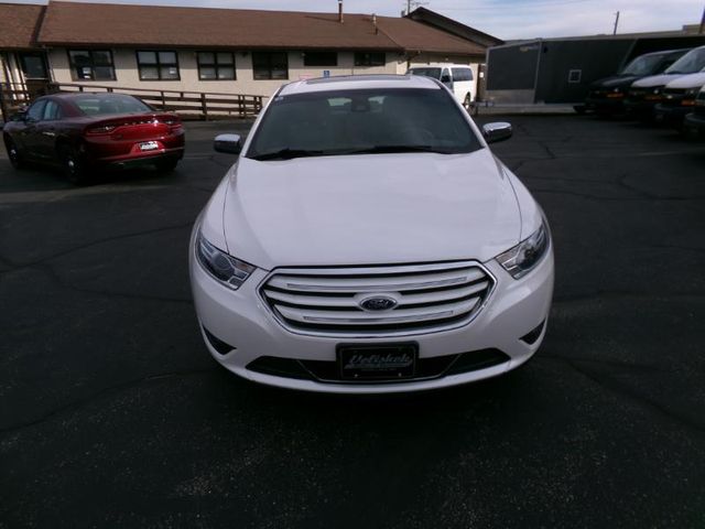 2019 Ford Taurus Limited
