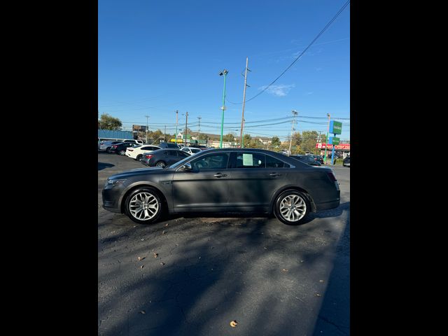 2019 Ford Taurus Limited