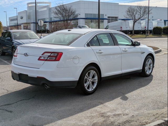 2019 Ford Taurus SE