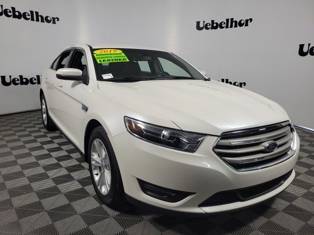 2019 Ford Taurus SEL