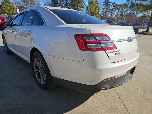 2019 Ford Taurus SEL