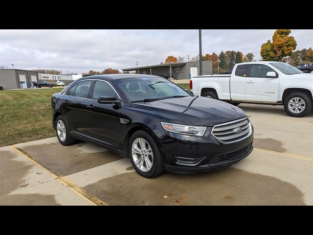 2019 Ford Taurus SEL