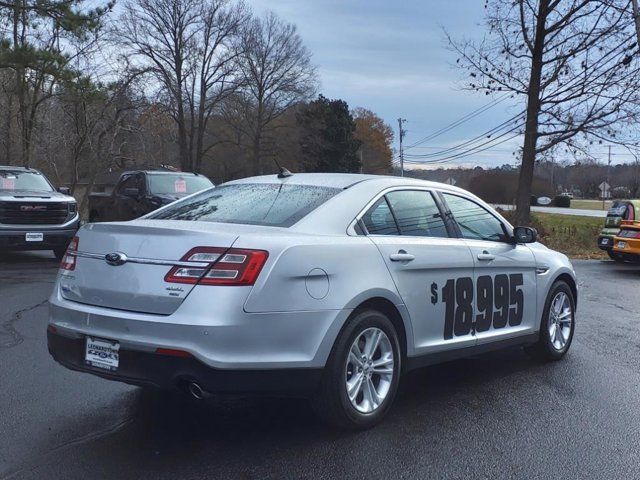 2019 Ford Taurus SEL