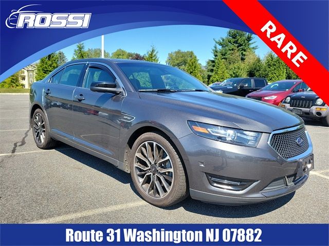 2019 Ford Taurus SHO