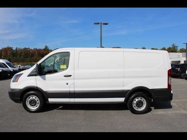 2019 Ford Transit Base