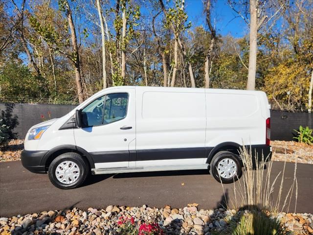 2019 Ford Transit Base