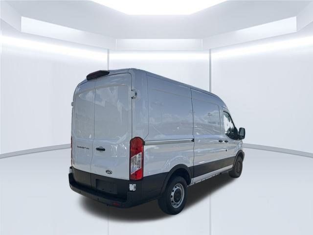 2019 Ford Transit Base