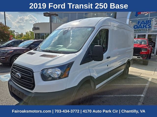 2019 Ford Transit Base