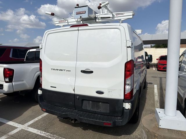 2019 Ford Transit Base