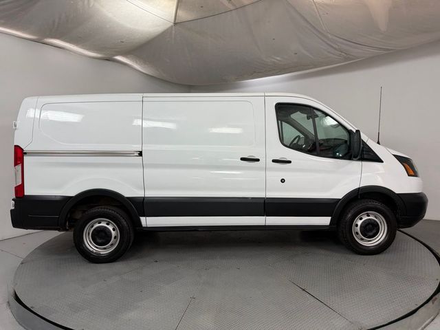 2019 Ford Transit Base