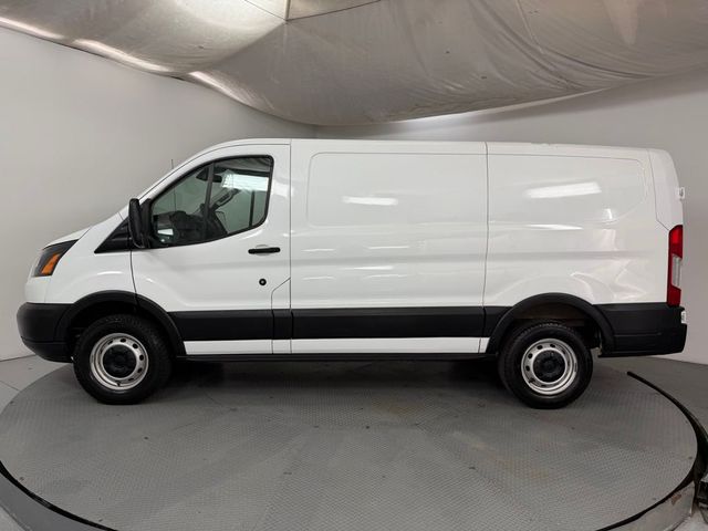 2019 Ford Transit Base
