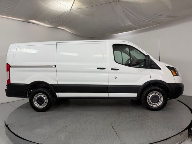 2019 Ford Transit Base