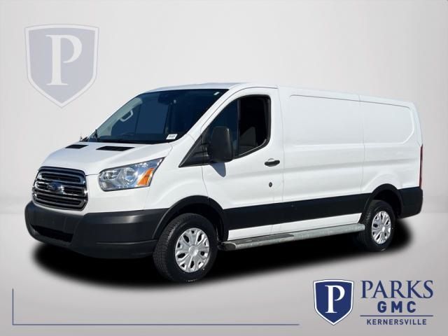 2019 Ford Transit Base