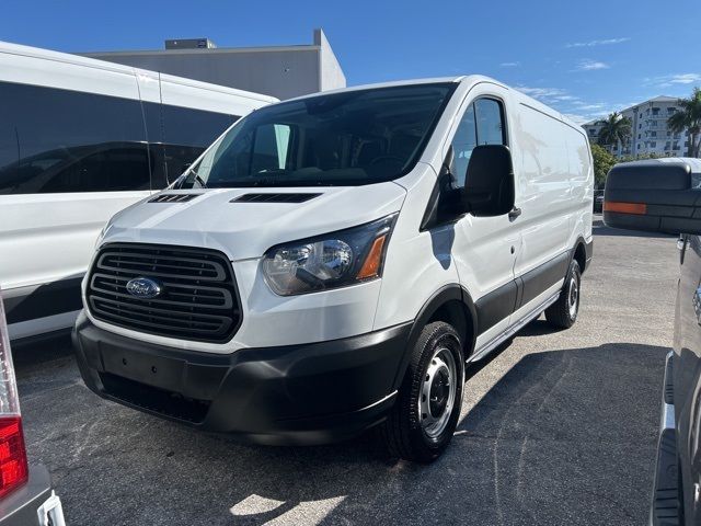 2019 Ford Transit Base