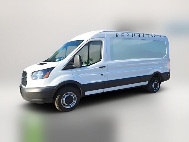 2019 Ford Transit Base