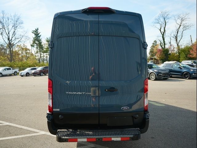 2019 Ford Transit Base