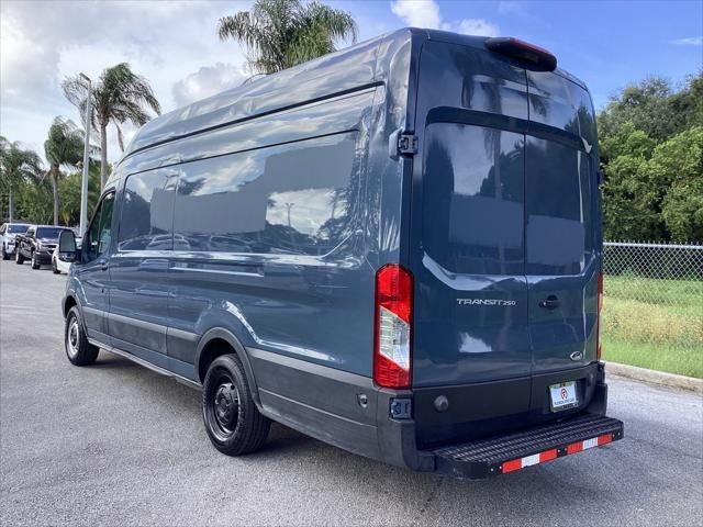 2019 Ford Transit Base