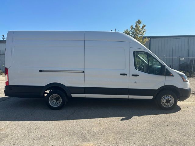 2019 Ford Transit Base