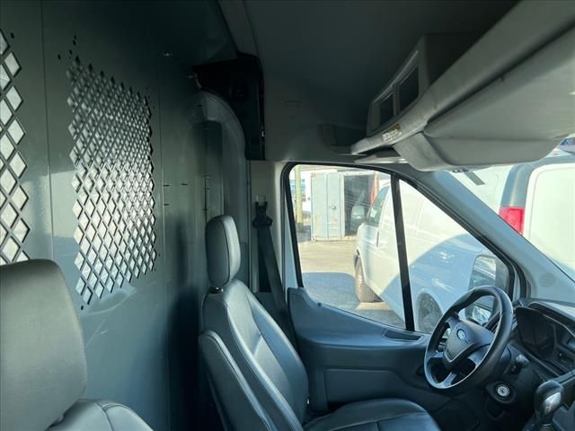 2019 Ford Transit Base