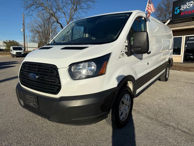 2019 Ford Transit Base