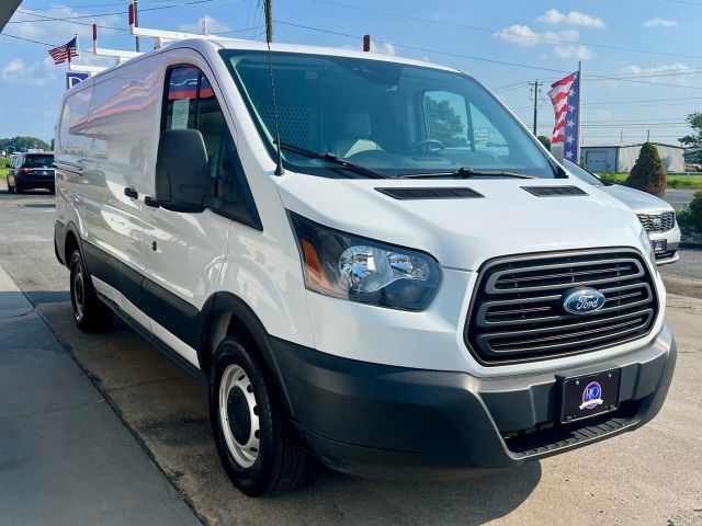 2019 Ford Transit Base