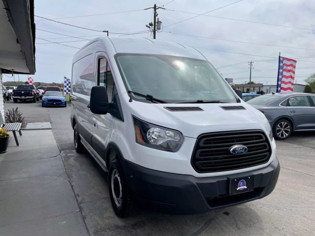 2019 Ford Transit Base