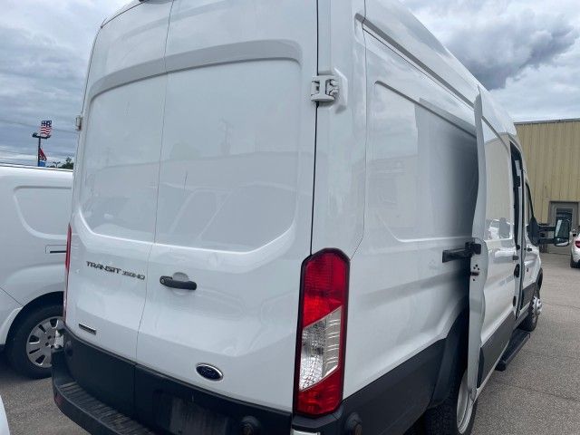 2019 Ford Transit Base